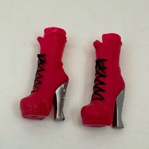 Ever After High 1st Chapter 2014 Original Poppy O'Hair Doll Replacement Boots